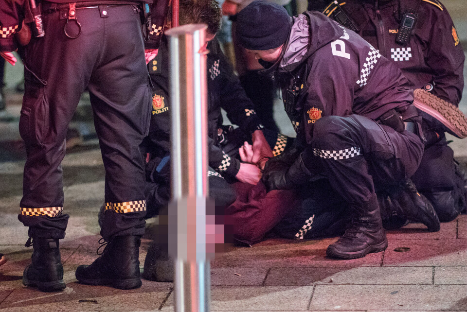 HAVNET PÅ GLATTCELLE: Denne mannen angrep fire politifolk i helga, og da var det ingen nåde.