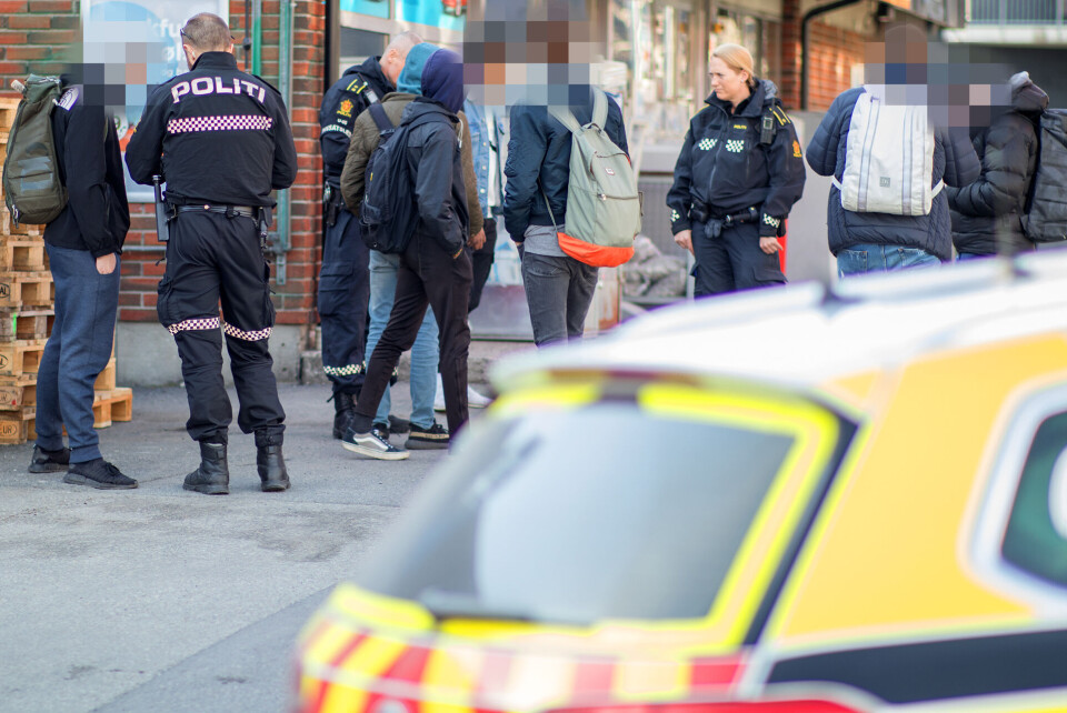 «Lekeslåssing» på bussholdeplass forårsaket full utrykning
