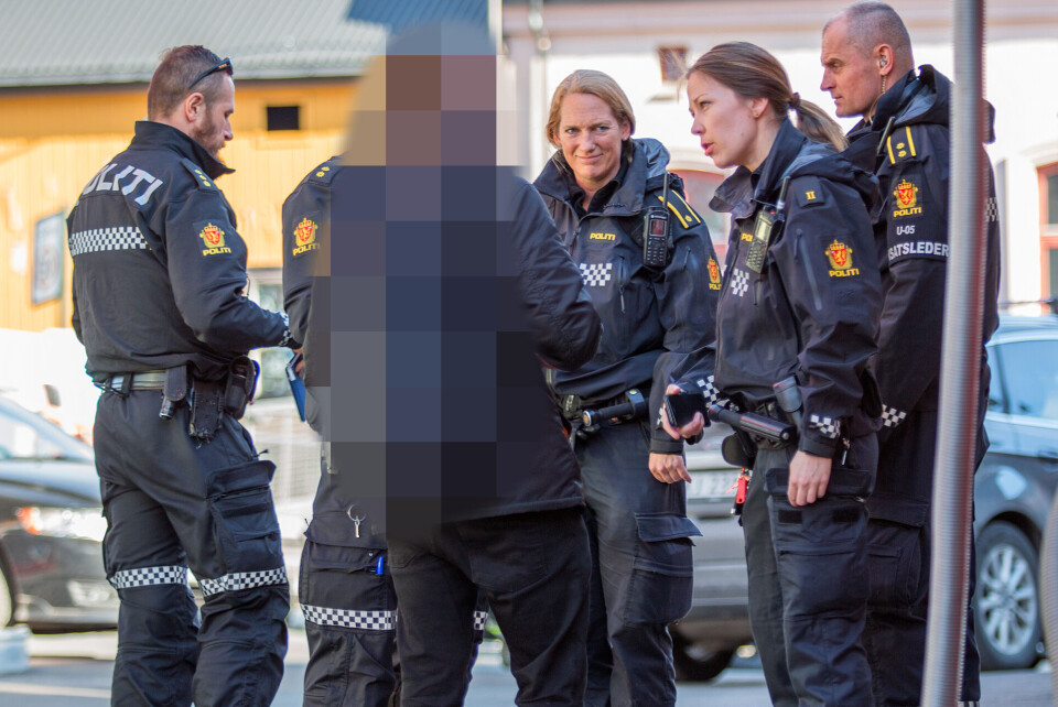 «Lekeslåssing» på bussholdeplass forårsaket full utrykning