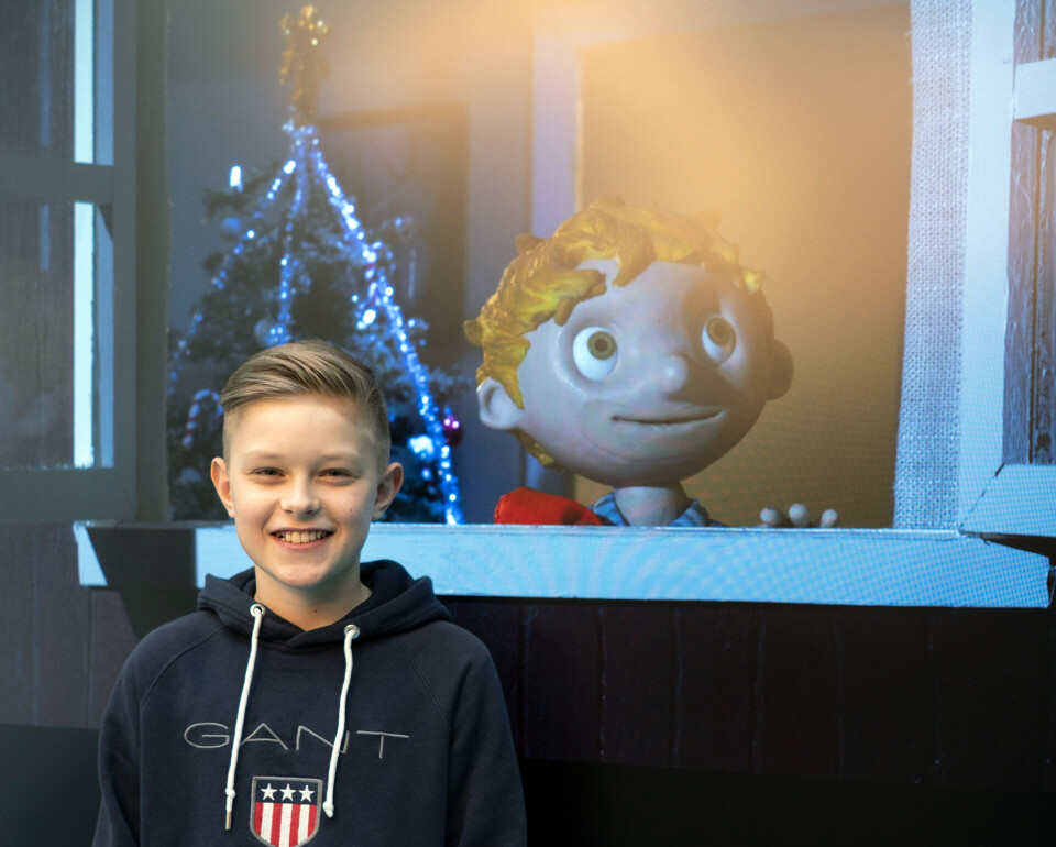 JONATHAN: Det er Jonathan Gebuhr (13) fra Åssiden som innehar stemmen til fantasifulle gutten Vetle i ”Julenissens fall”. (Foto: Simen Falck Evensen)