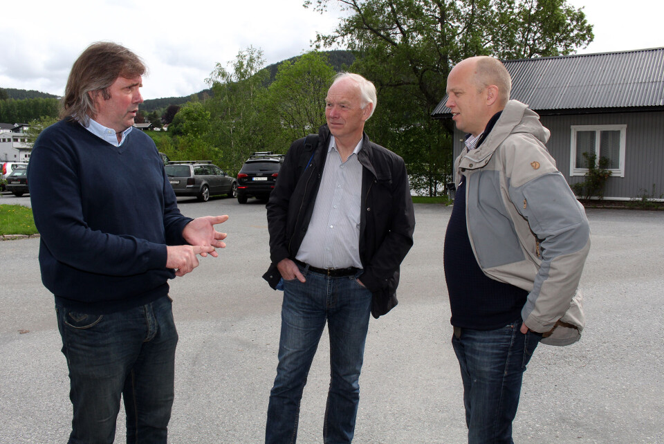 Nytt politikerbesøk i Hellefoss: Rensekrav og gyro i fokus