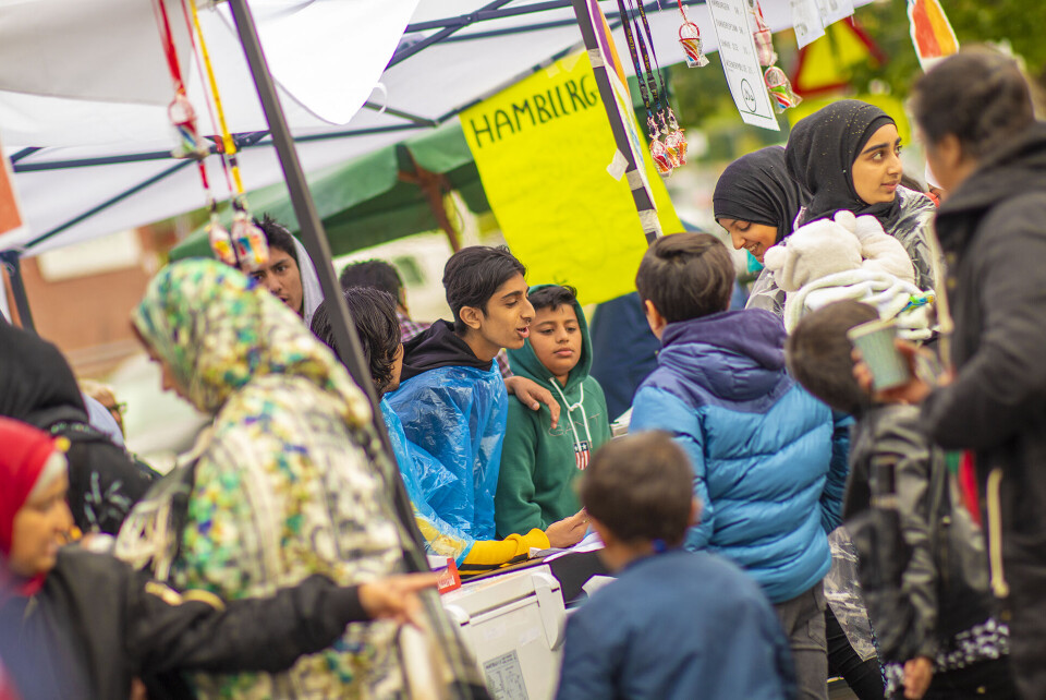 FOLKEFEST: Bydelsdagen ble i år arrangert på området rundt Fjell bydelshus. FOLKEFEST: Bydelsdagen ble i år arrangert på området rundt Fjell bydelshus.
