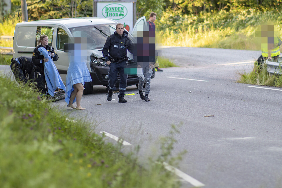 Gutt (13) utenfor livsfare etter kollisjon mellom sykkel og bil i Røyken