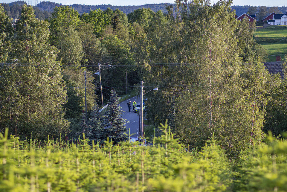 ULYKKESSTEDET: Ulykken inntraff i en sving midt mellom Midtbygda og Åros.