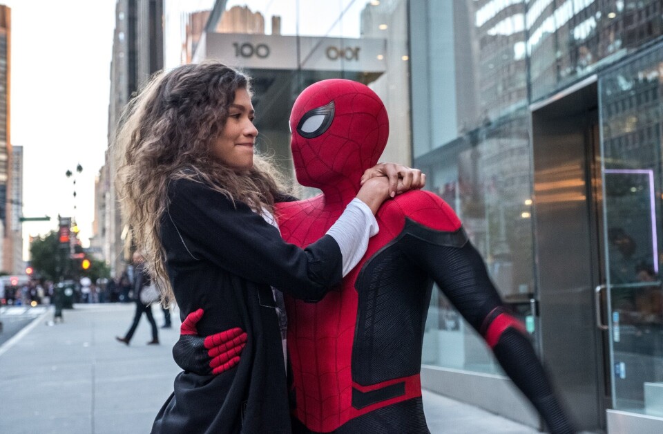 SPIDEY+MJ: Spider-Man prøver å imponere sin store kjærlighet MJ