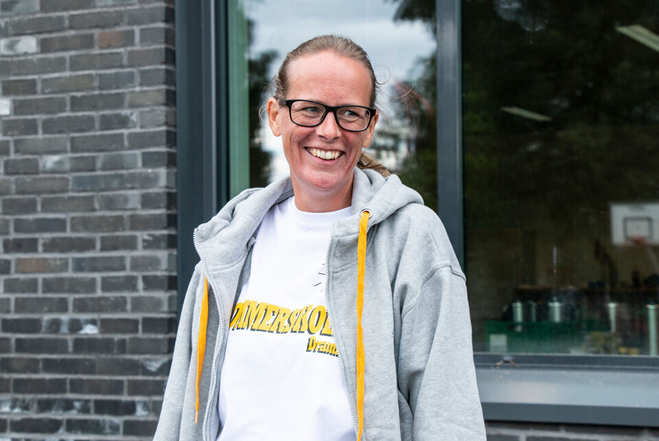 MENINGSFYLT: - Det er bare gøy å jobbe når man kan være her, forteller Lise Hellerud.