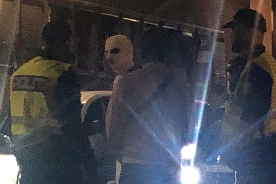 UROMOMENT: Den svenske artisten beveget seg ut i bybildet med hvit finlandshette etter konserten, og skal ha omgitt seg med en gruppering mennesker som av politiet ble oppfattet som uønsket. Han fikk klar beskjed om å ta av seg finlandshetten eller forlate byen - og valgte det siste.