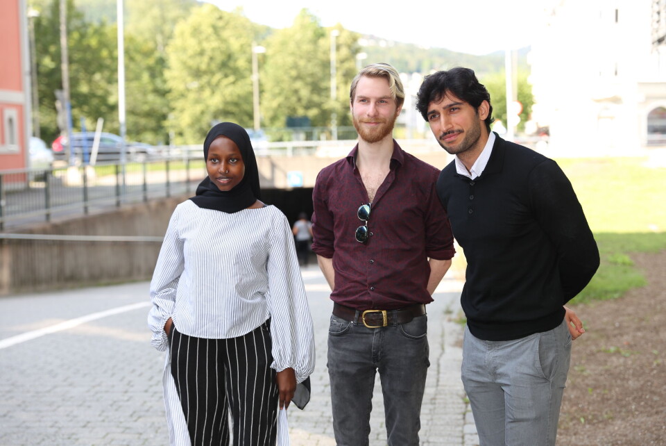- GI DE UNGE EN SJANSE: Leyla, Martin og Muhammed håper enda flere arbeidsgivere vil gi de unge en sjanse på arbeidsmarkedet. – Det å få en jobb betyr enormt mye!