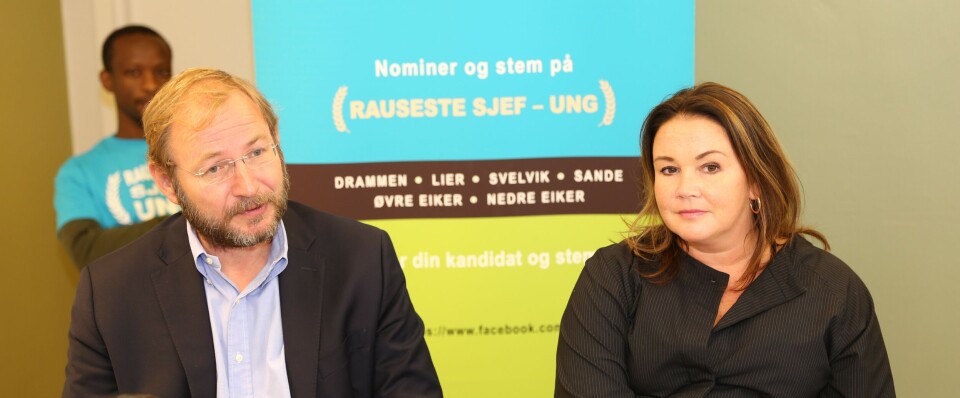 INKLUDERENDE MILJØ: - Gode ledere gir mye av seg selv for å skape et godt og inkluderende arbeidsmiljø, sier leder for næringsforeningen i Drammensregionen, Rune Kjølstad. Her sammen med NAV-leder i Drammen, Katrine Christiansen.