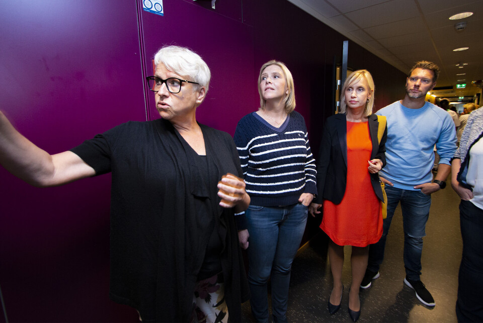 VIL UTVIDE TILBUDET: Frp's Sylvi Listhaug og Hilde Hovengen får omvisning på legevakta i Drammen av daglig leder Liv Heidi Brattås Remo.