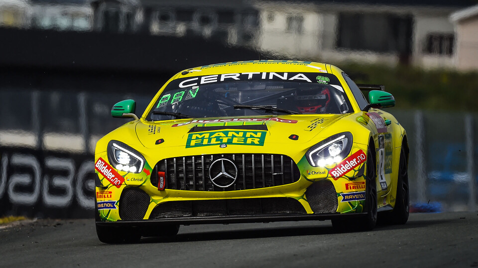 Marcus (19) europamester i GT4-racing på Nürburgring