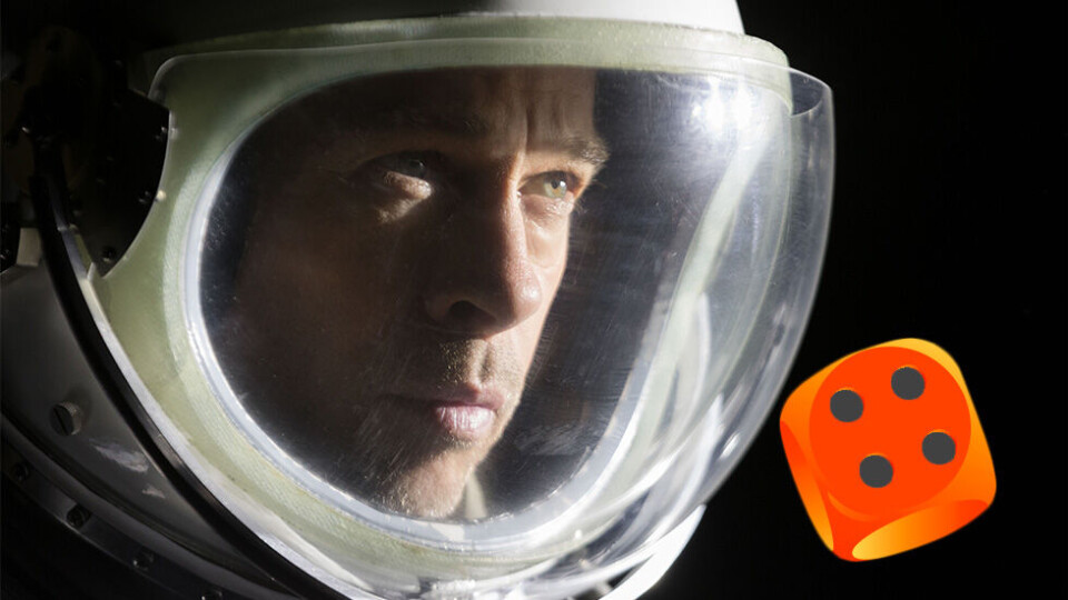 Roy McBride i form av en opplagt Brad Pitt, oppdager nye verdener
