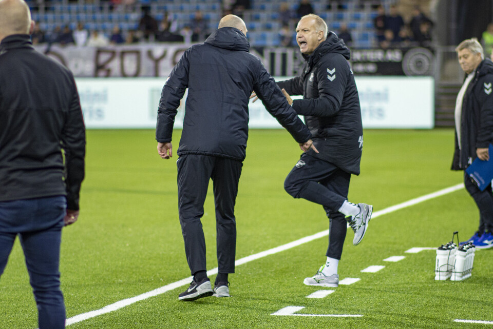 Fagermo ertet dessuten på seg Godset-fansen etter det som flere mente var usmakelig oppførsel, noe som ikke gikk upåktet hen etter kampen.