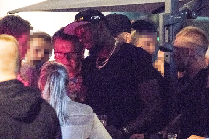 IKKE LENGER UTELIVSKONGE I DRAMMEN: Her fester Atle Kittelsen (t.v.) sammen med Usain Bolt og SIF-spillerne i fjor sommer. IKKE LENGER UTELIVSKONGE I DRAMMEN: Her fester Atle Kittelsen (t.v.) sammen med Usain Bolt og SIF-spillerne i fjor sommer.