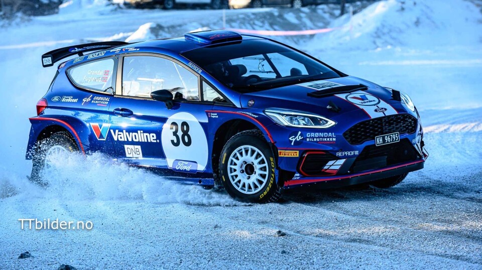 RASKEST: Anders Grøndal har fått opp farten på snøføre i sin nye Ford Fiesta R5.