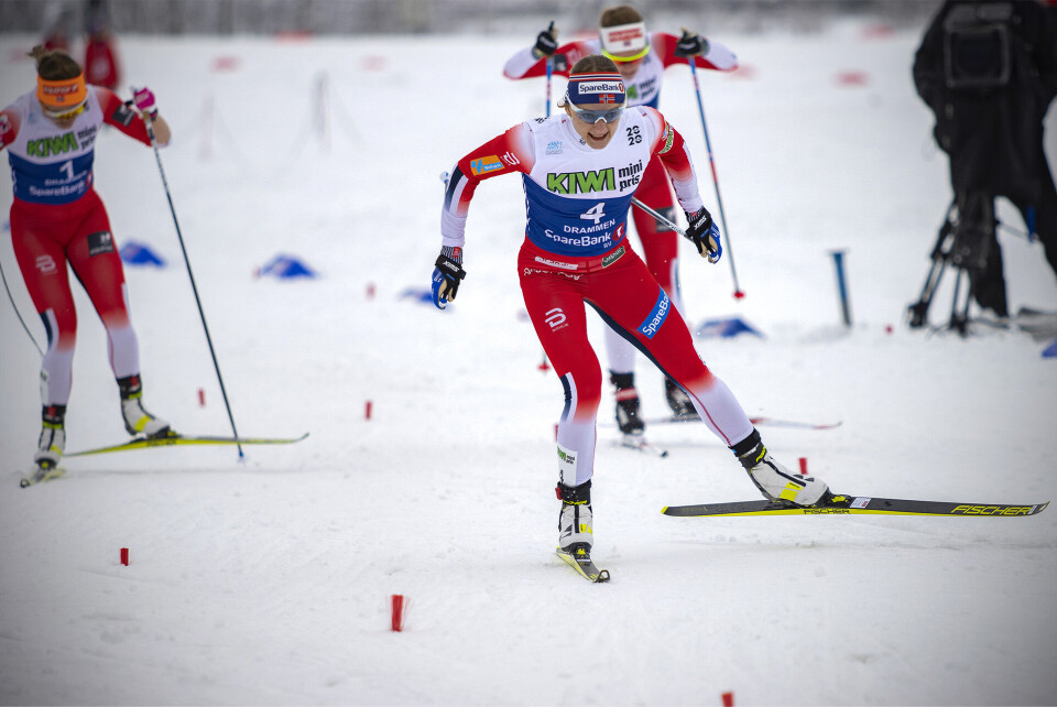 OVERLEGEN: Maiken Casperesen Falla hadde god kontroll på oppløpet, og vant sprintfinalen som hun har gjort så mange ganger før i Drammen under skisprinten.