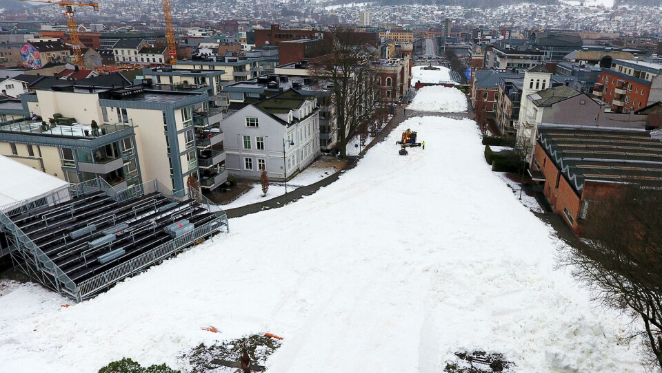 PROBLEM: Slik ser det vanligvis ut når skisprint-løypa rigges til. Foreløpig mangler en vesentlig del.