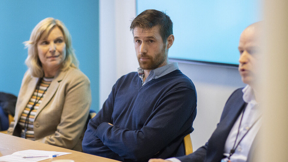FØLGER CORONA-SMITTEN: Smitteverneoverlege Einar Sagberg i Drammen kommune forteller at de undersøker omgangskrets og andre personer det aktuelle reisefølget har hatt kontakt med, og har relativt god oversikt.LES OGSÅ: Seks nye corona-tilfeller i Drammen