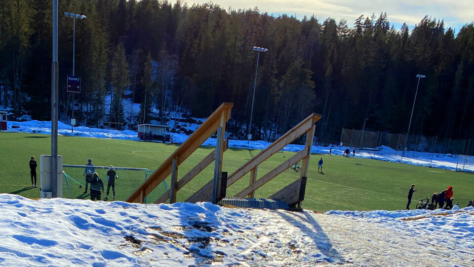 FORBUDT: Drammen kommune nedlegger forbud mot bruk av baneanlegg, her fra Konnerud lørdag.