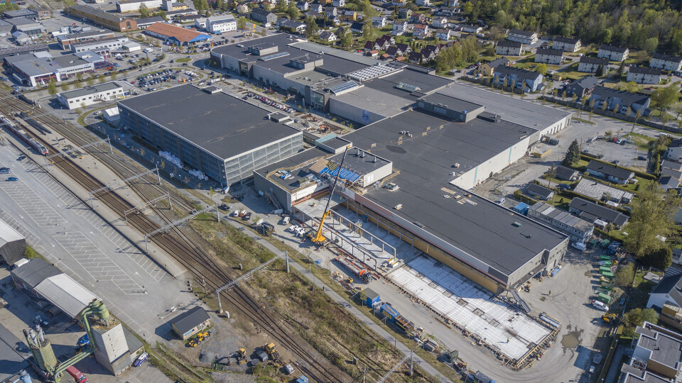 OMRÅDE I UTVIKLING: Jernbaneområdet mot parkeringshuset og Elkjøp skal få en kraftig ansiktsløftning de neste årene i forbindelse med Bane NORs arbeider med ny Vestfoldbane.