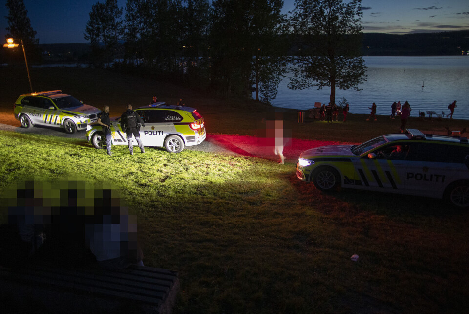 Masseslagsmål på Sundhaugen: Tenåringsjente til legevakt