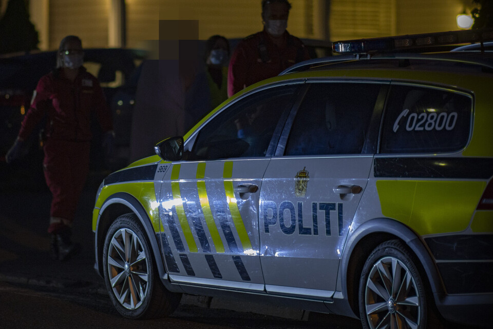 SKADET: Den fornærmede mannen ble ivaretatt av helsepersonell, men skal ifølge politiet ikke være å anse som alvorlig skadd.