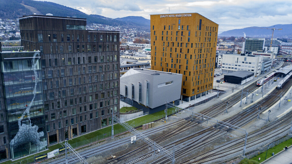 «Brunosten»-nabo solgt for 740 millioner: - Stor interesse