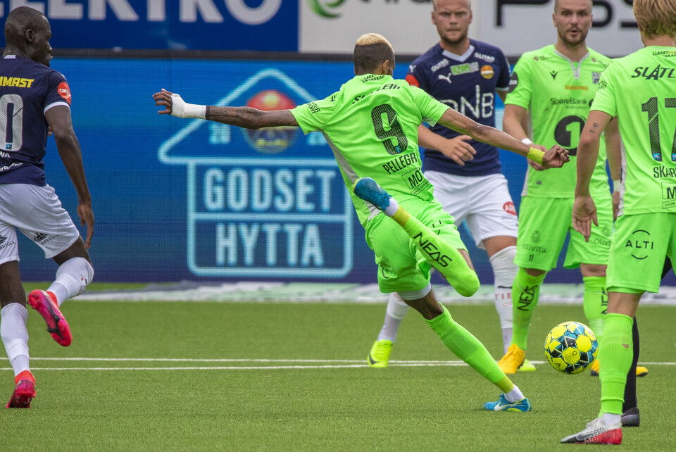 Med 0-2 til pause for andre kamp på rad så det ikke lyst ut for Strømsgodset, men drammenserne ga ikke opp i det som ble en fysisk tøff batalje med høyt tempo gjennom store deler av kampen.