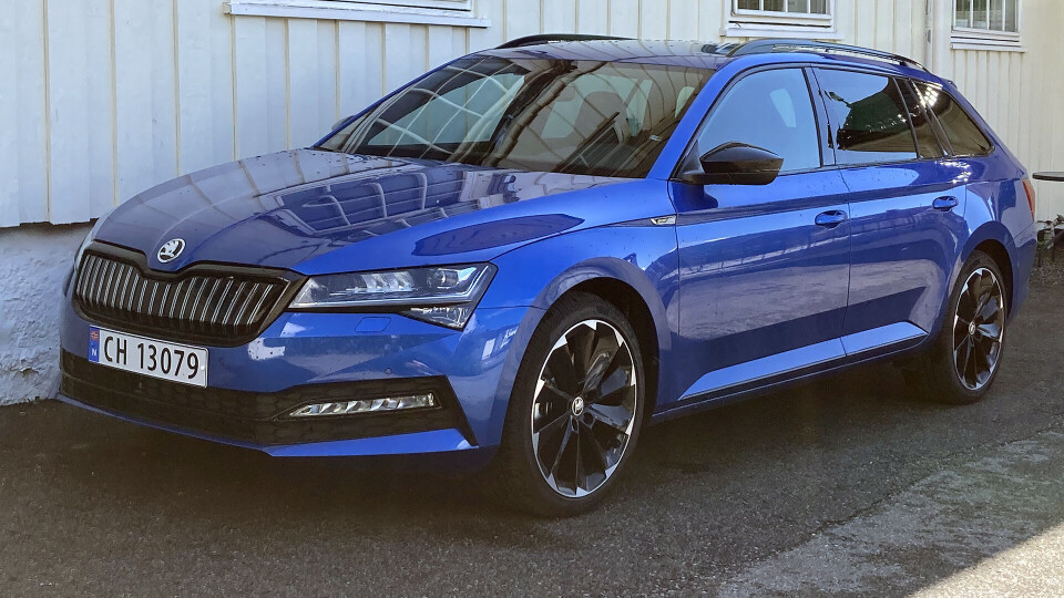 Skoda Superb selger bra som plug-in hybrid - og snart kommer også Octavia med tilsvarende drivlinje.