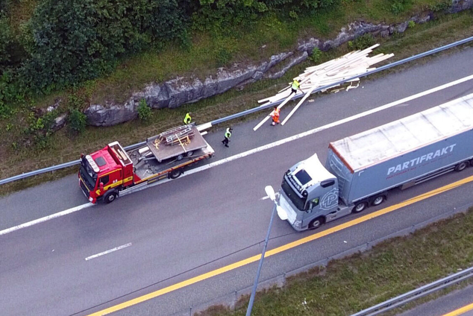 Hengervelt førte til full stopp på E18