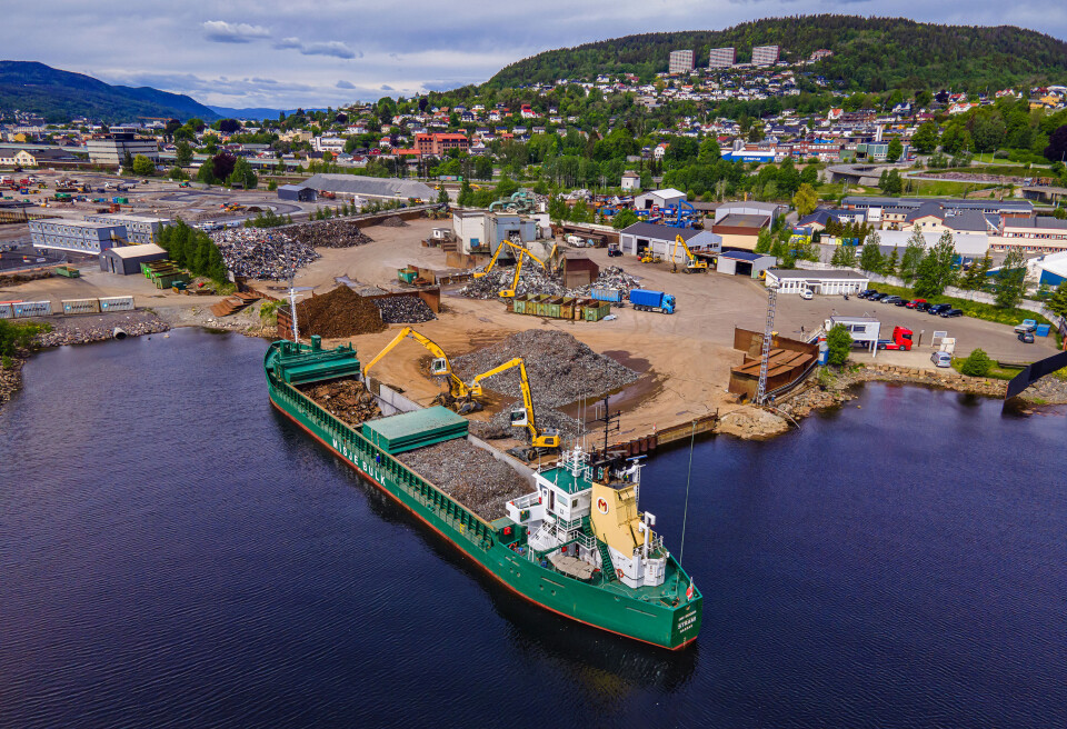 Teigen på Lierstranda vurderer å flytte virksomheten og selge tomtene til Fjordbyformål. Men avgjørende er kaiplass og adgang til sjø for effektiv transport av skrapmetall.