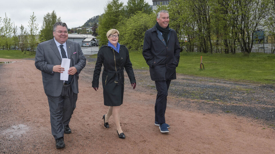 BRAKERØYA-KAMERATENE: Morten Wold, Kristin Ørmen-Johnsen og Trond Helleland kunne i 2017 slippe jubelen løs for sykehus-vedtak. (ARKIVFOTO: NILS J. MAUDAL)