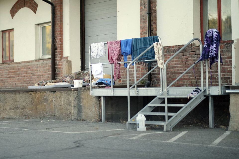 ROM-CAMP: Her på pendlerparkeringen på Strømsø har en rom-familie hatt opphold de siste ukene.