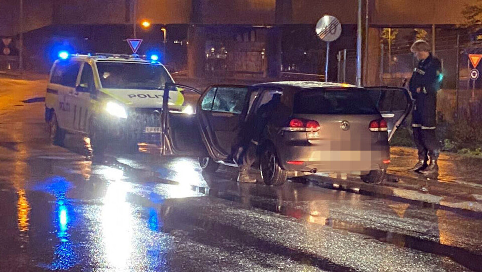 GIKK GRUNDIG TIL VERKS: Mannens bil ble ransaket av politiet, men uten funn.