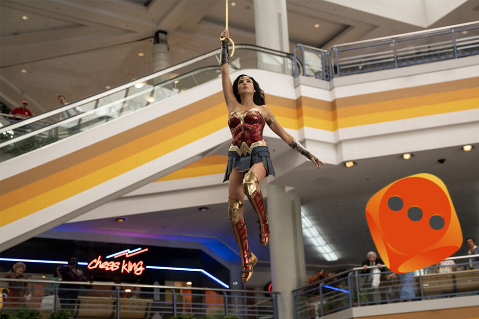SANNHETENS LASSO: Wonder Woman i aksjon på det lokale kjøpesenteret.