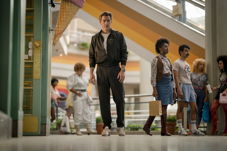 WONDERS WOMANS STORE KJÆRLIGHET: Chris Pine gjenoppstår som piloten Steve Trevor