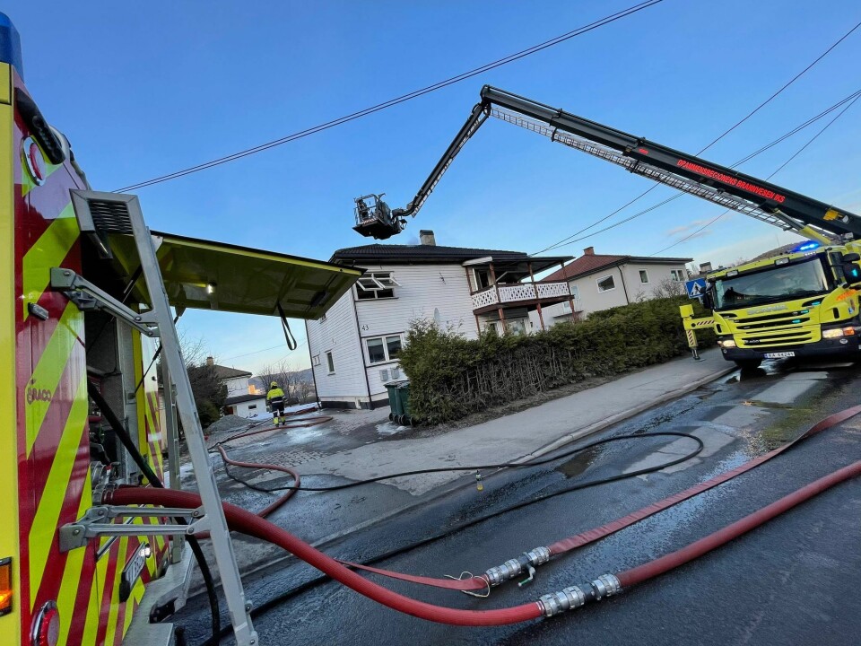 Husbrann på Austad: - Ubeboelig