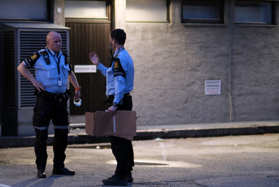 POLITIAKSJON: Politiet jobbet med bevissikring parallelt med jakten på gjerningsmennene.