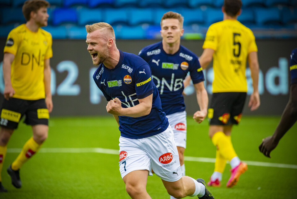 JUBEL: Det er lenge siden det har vært jubelscener på Marienlyst, men det ble det definitivt for Herman Stengel og resten av SIF-gutta nå som fotballen endelig ruller igjen.