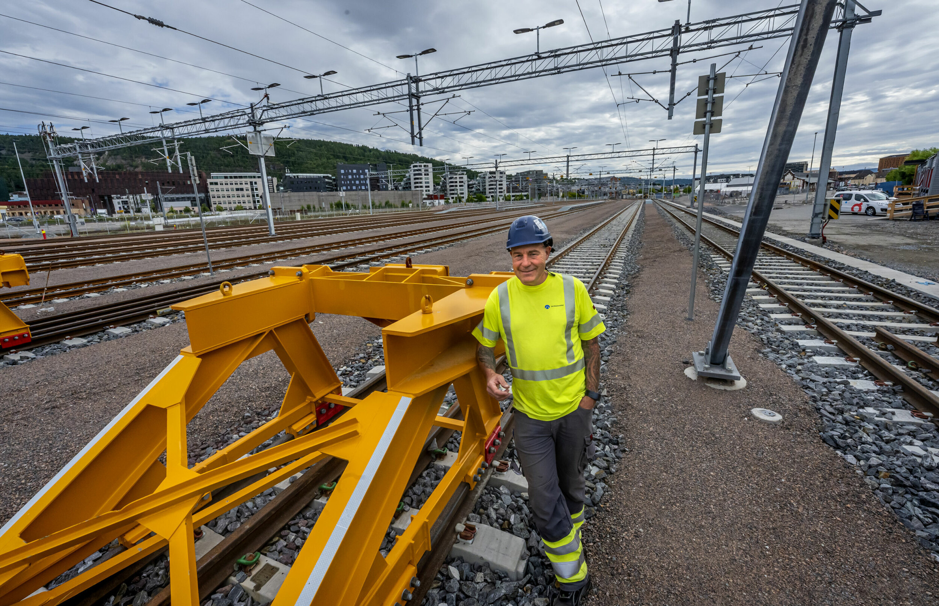 - 10 spor med plass til 20 togsett er klare i Nybyen, sier Torben Trogstad, prosjektleder jernbaneteknikk i Bane NOR.