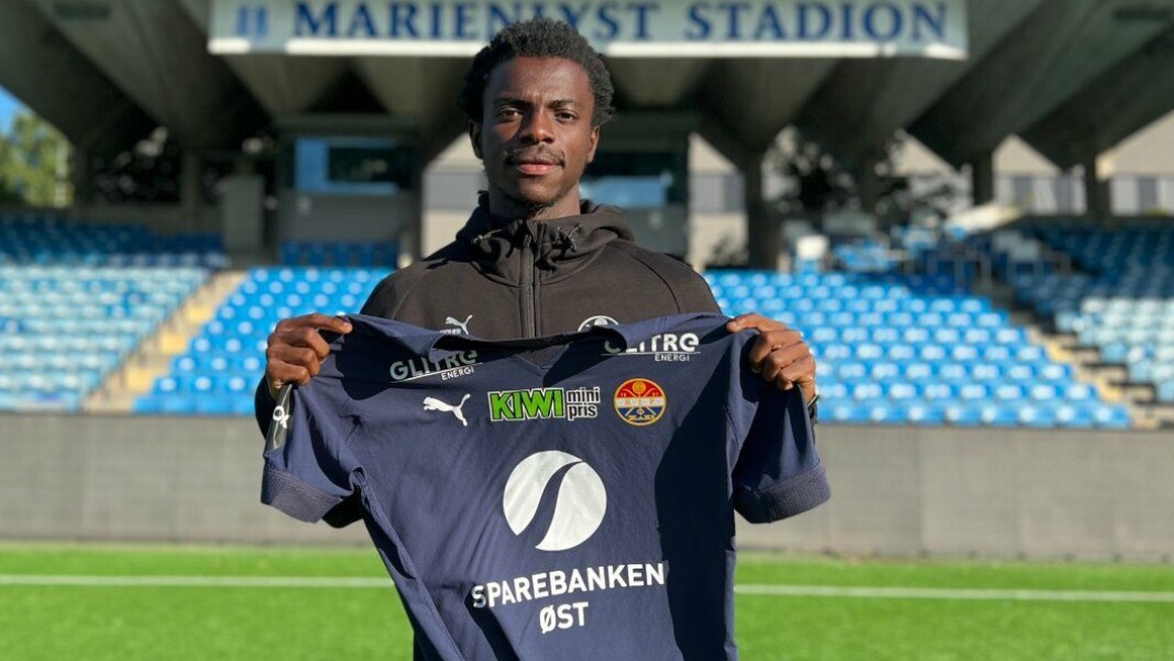 Tidligere Lyon-spiller Emmanuel Danso (21) har signert en kontrakt på to og et halvt år. Tidligere Lyon-spiller Emmanuel Danso (21) har signert en kontrakt på to og et halvt år.