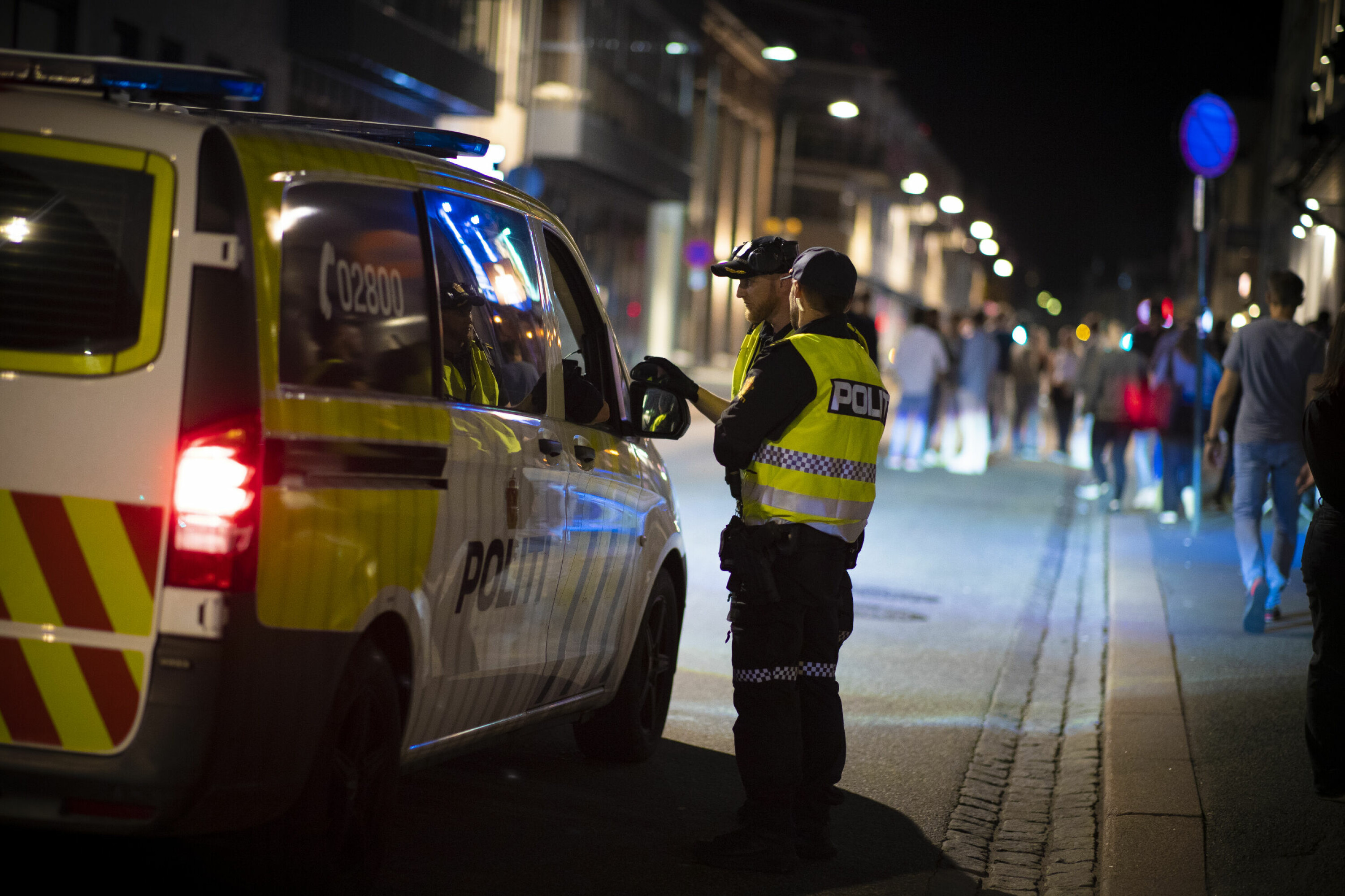 FESTIVAL-POLITI: Her er politiet på plass i Engene natt til lørdag.