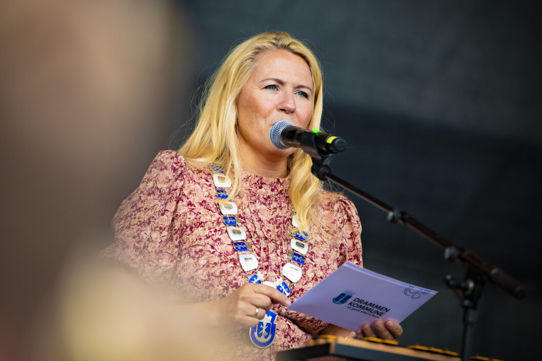 <span class=" italic" data-lab-italic_desktop="italic">Ordføreren holdt åpningstalen og skrøt av bydelsdagen.</span> <span class=" italic" data-lab-italic_desktop="italic">Ordføreren holdt åpningstalen og skrøt av bydelsdagen.</span>