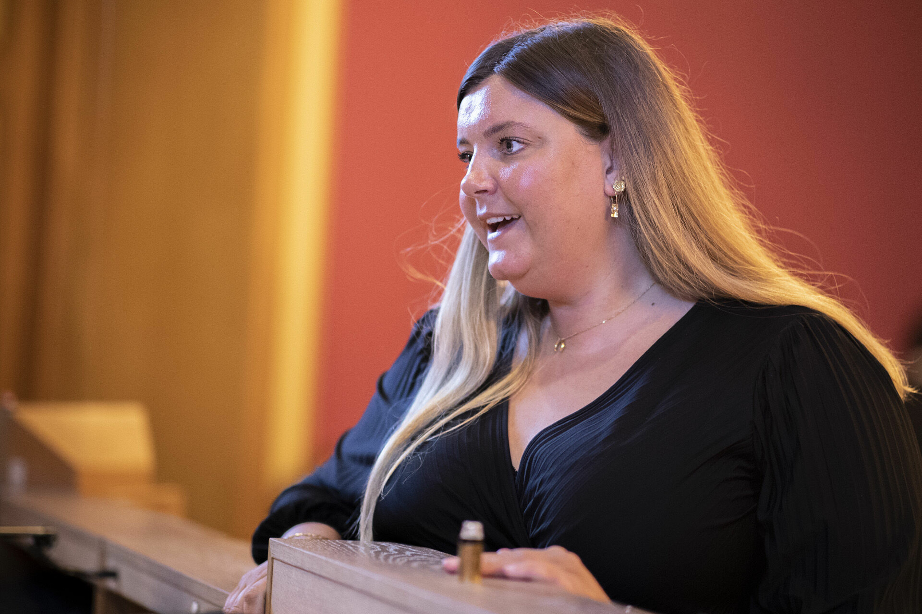 MER INNFLYTELSE: Lina Strandbråten har tatt over oppgaven som «lagleder» blant lokallagets kommunestyrerepresentanter.
