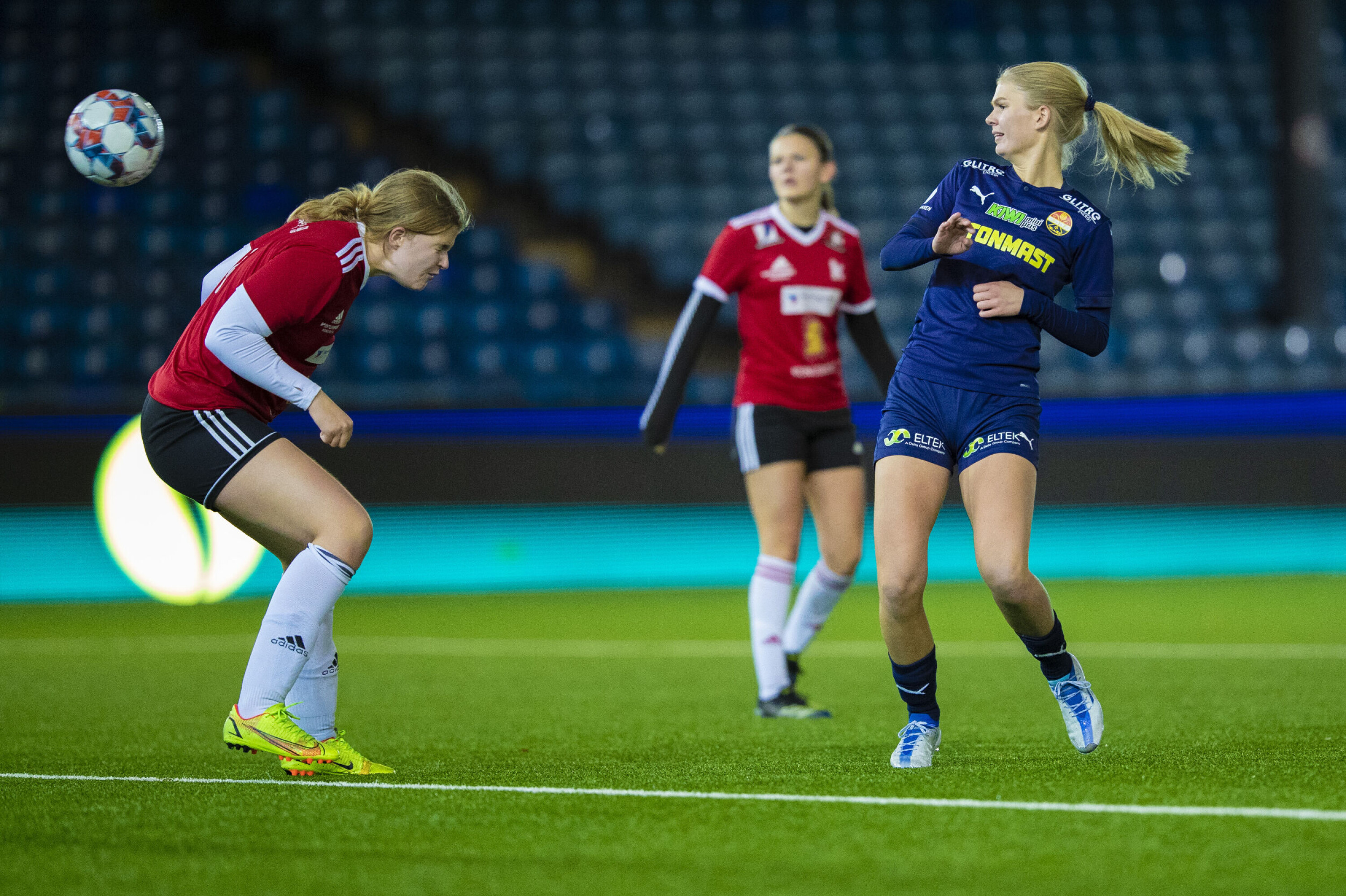 Godset-damene smadrer all motstand på vei mot toppen