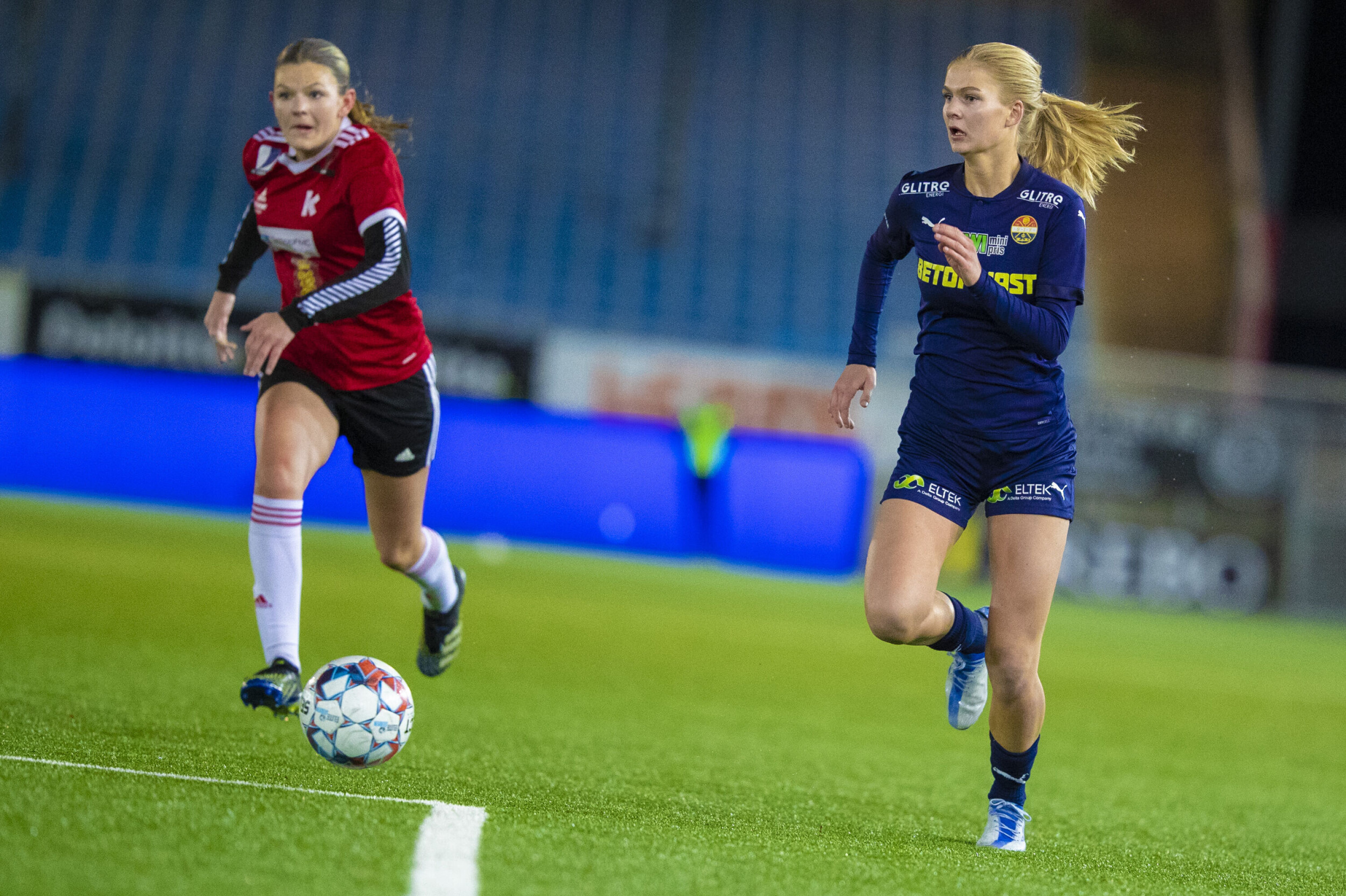 Godset-damene smadrer all motstand på vei mot toppen