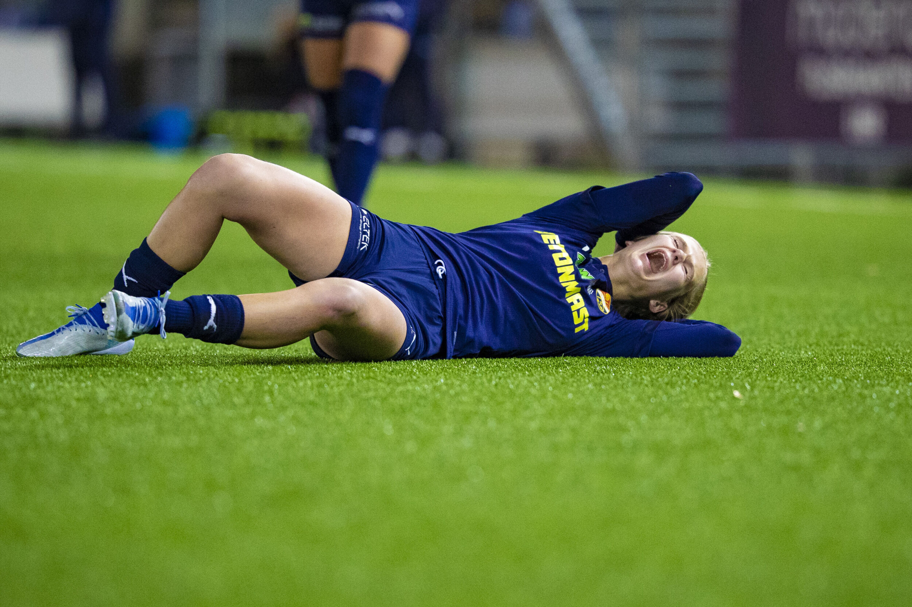 Godset-damene smadrer all motstand på vei mot toppen