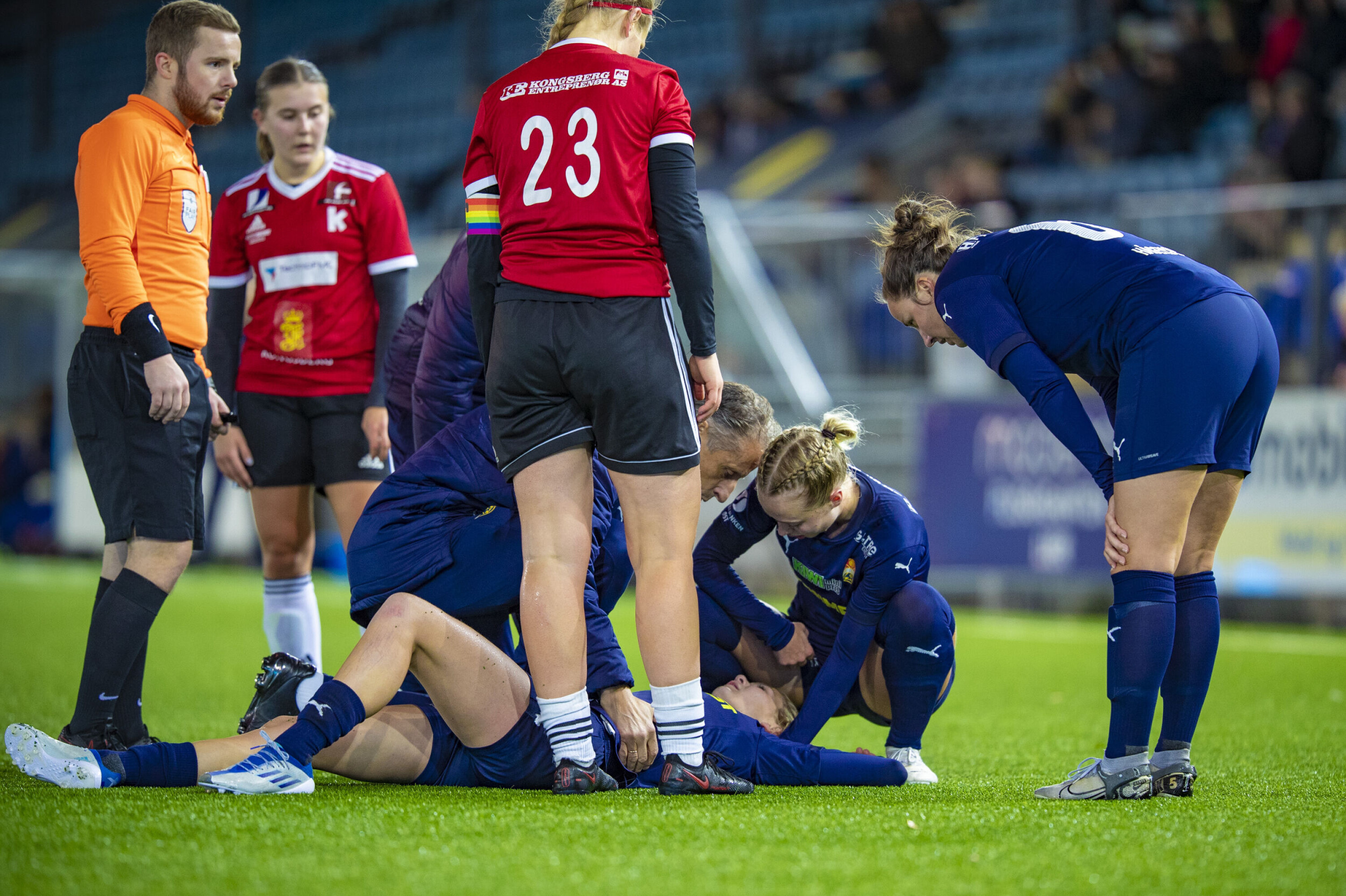 Godset-damene smadrer all motstand på vei mot toppen