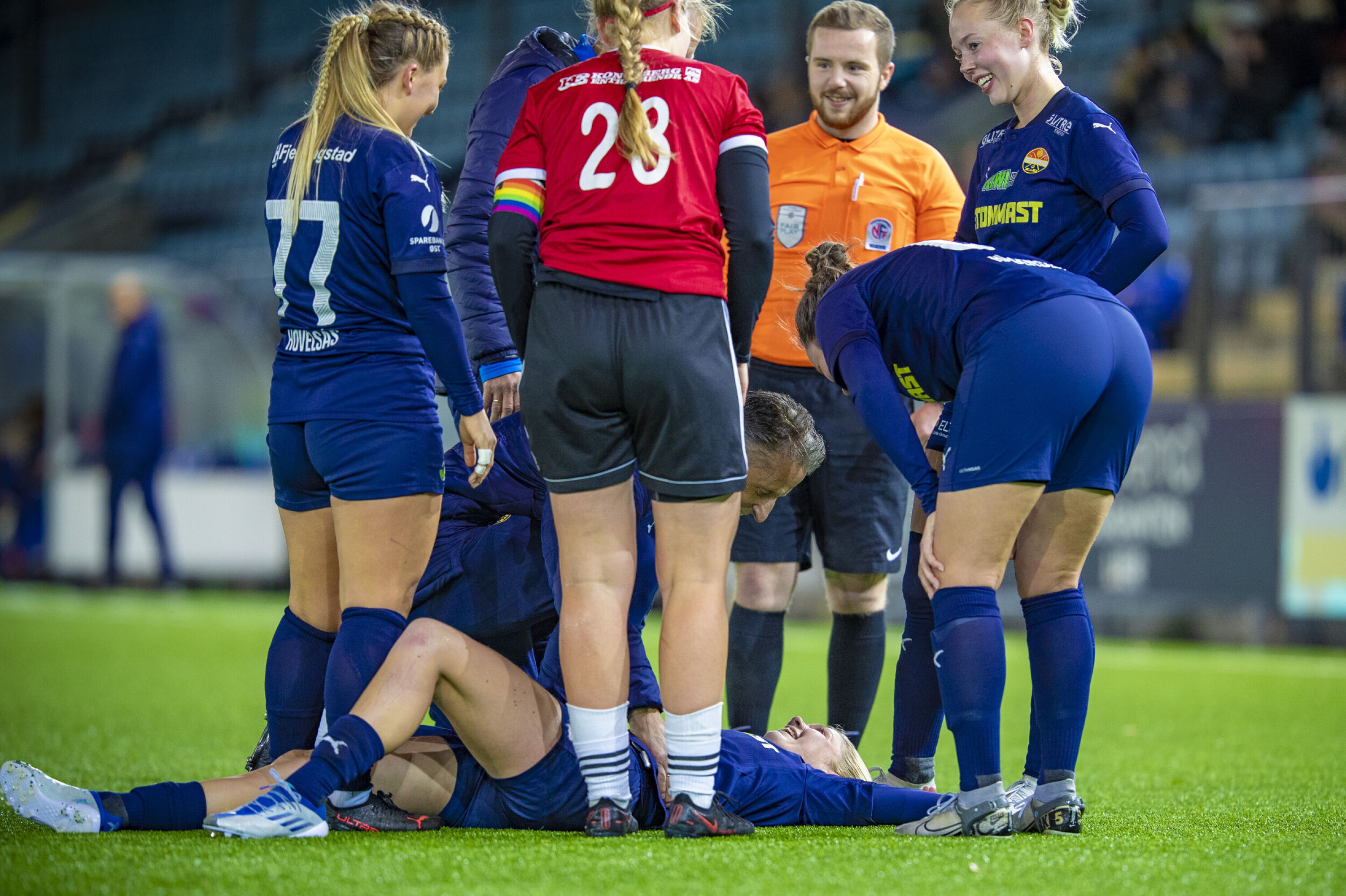 Godset-damene smadrer all motstand på vei mot toppen