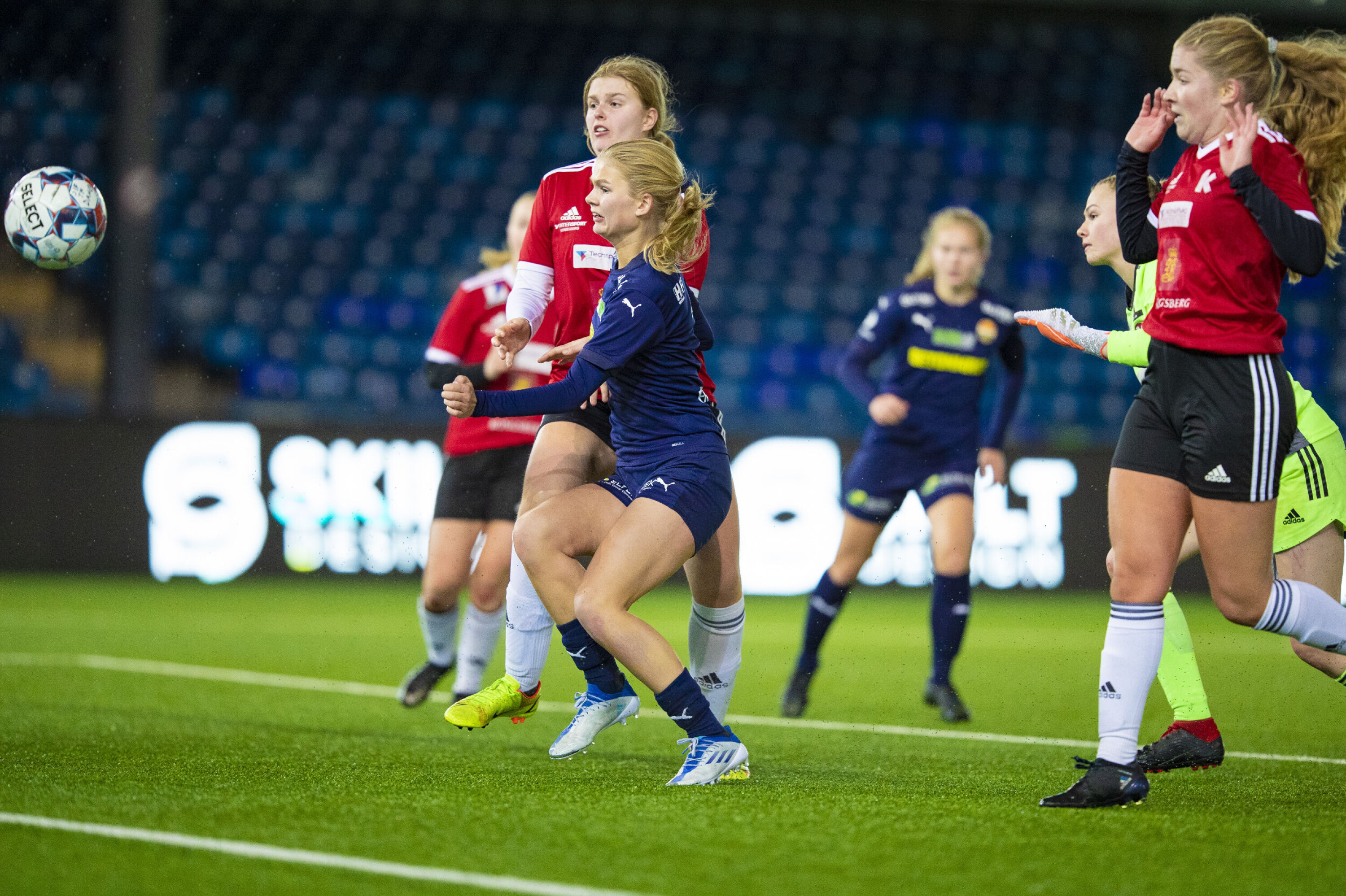 Godset-damene smadrer all motstand på vei mot toppen